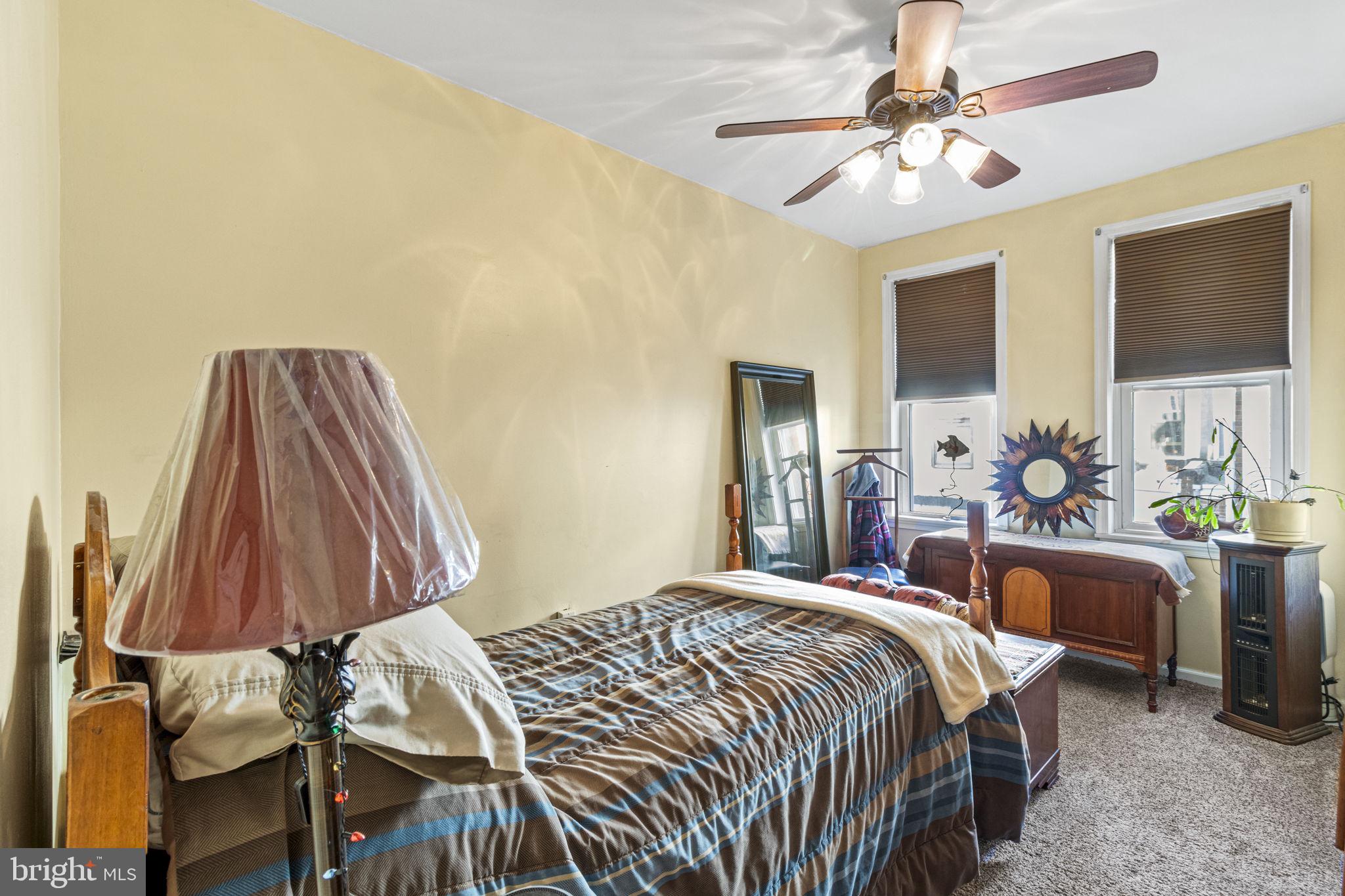 DICKINSON NARROWS - Residential