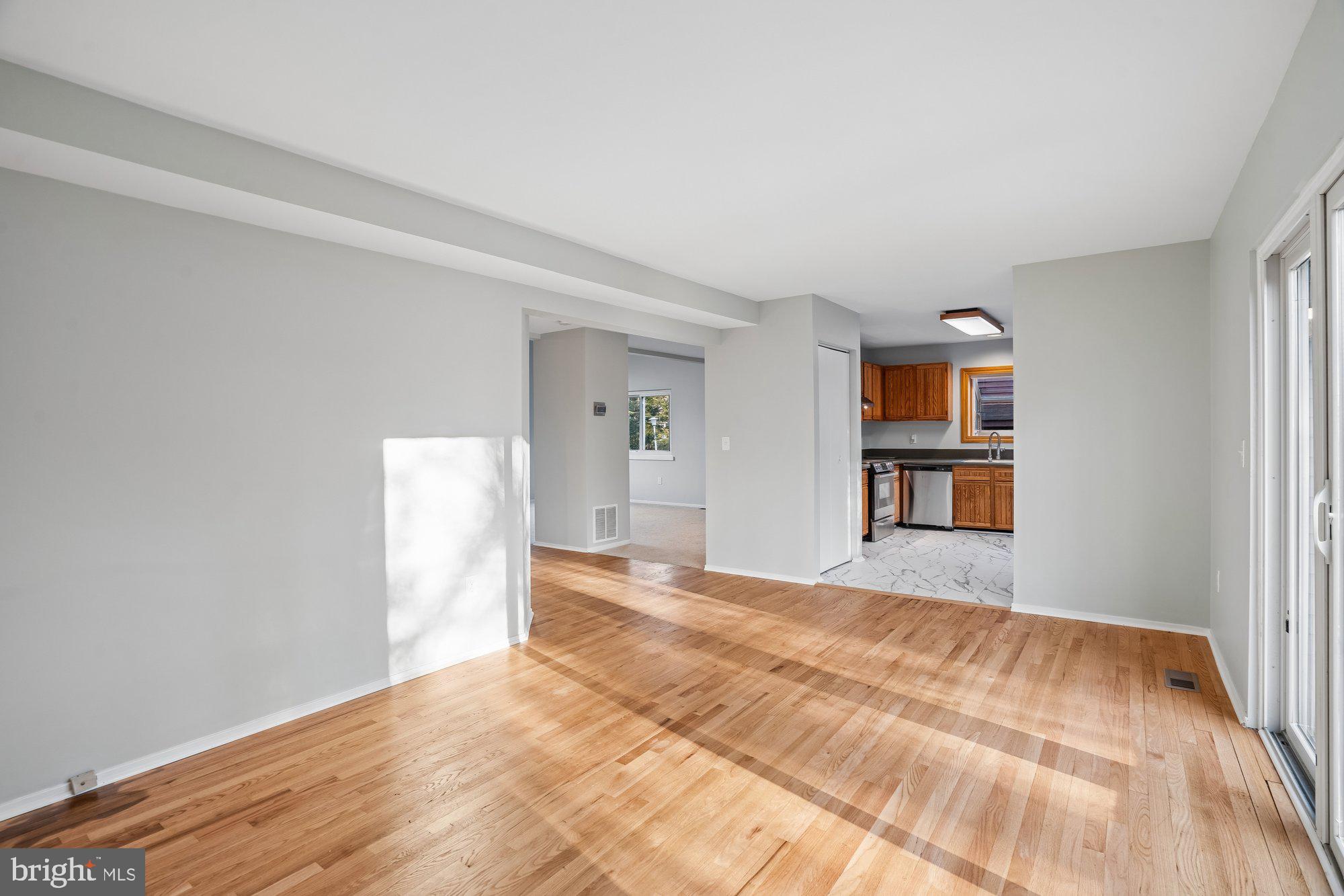 GEORGETOWN GROVE - Residential