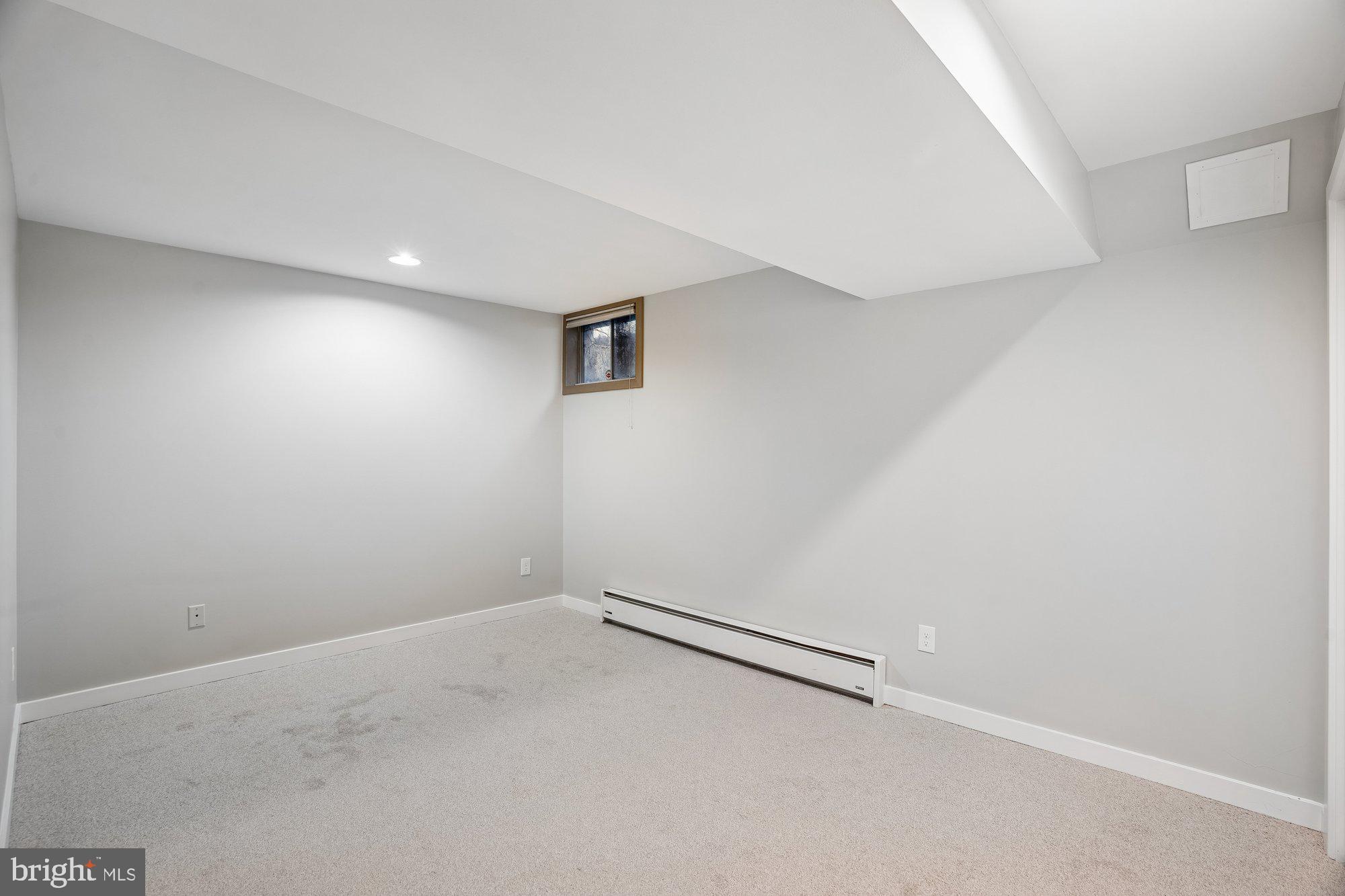 GEORGETOWN GROVE - Residential