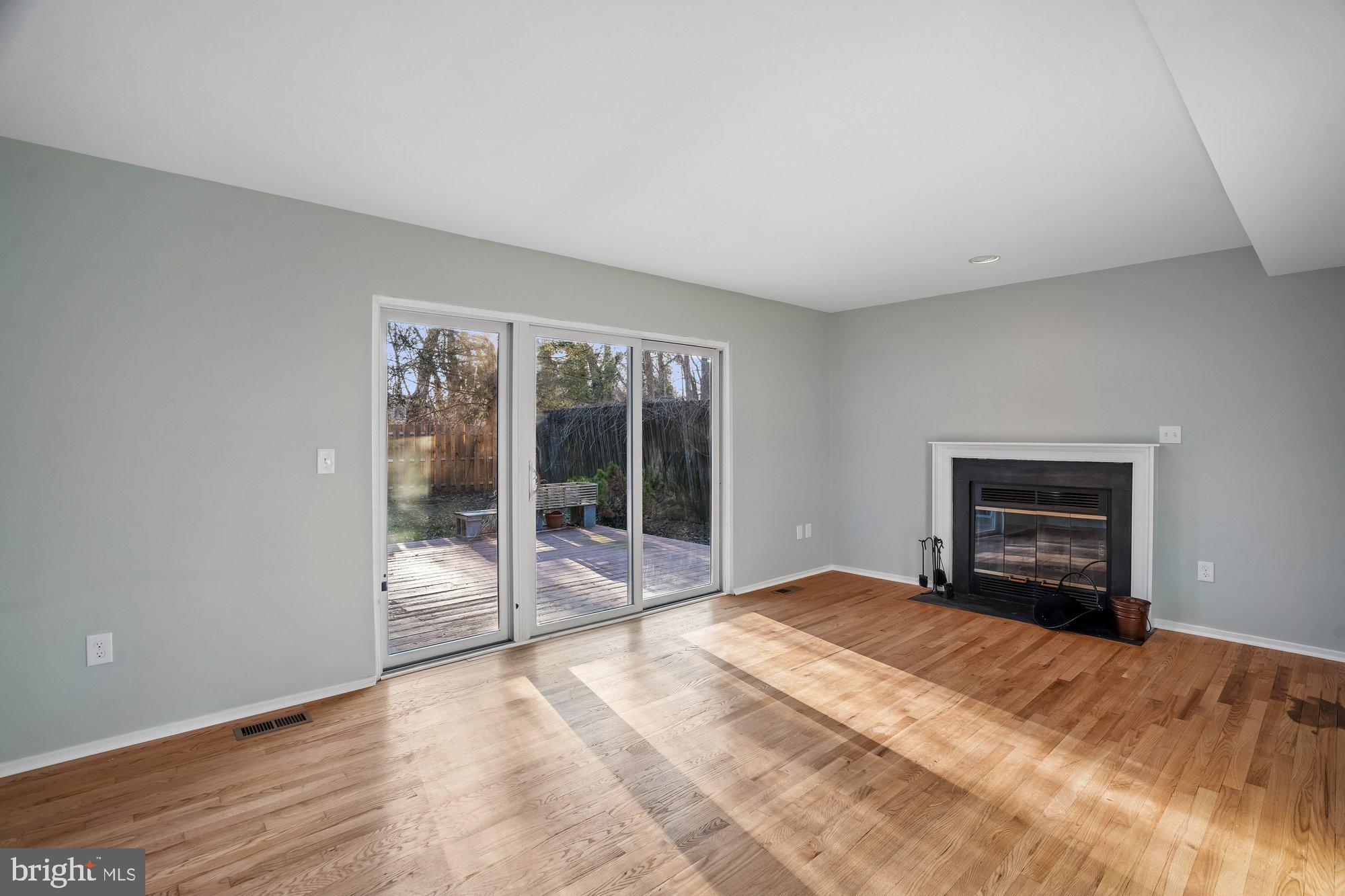 GEORGETOWN GROVE - Residential