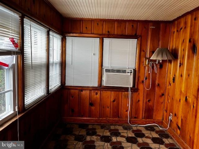 RIVIERA BEACH - Residential