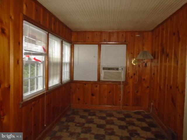 RIVIERA BEACH - Residential