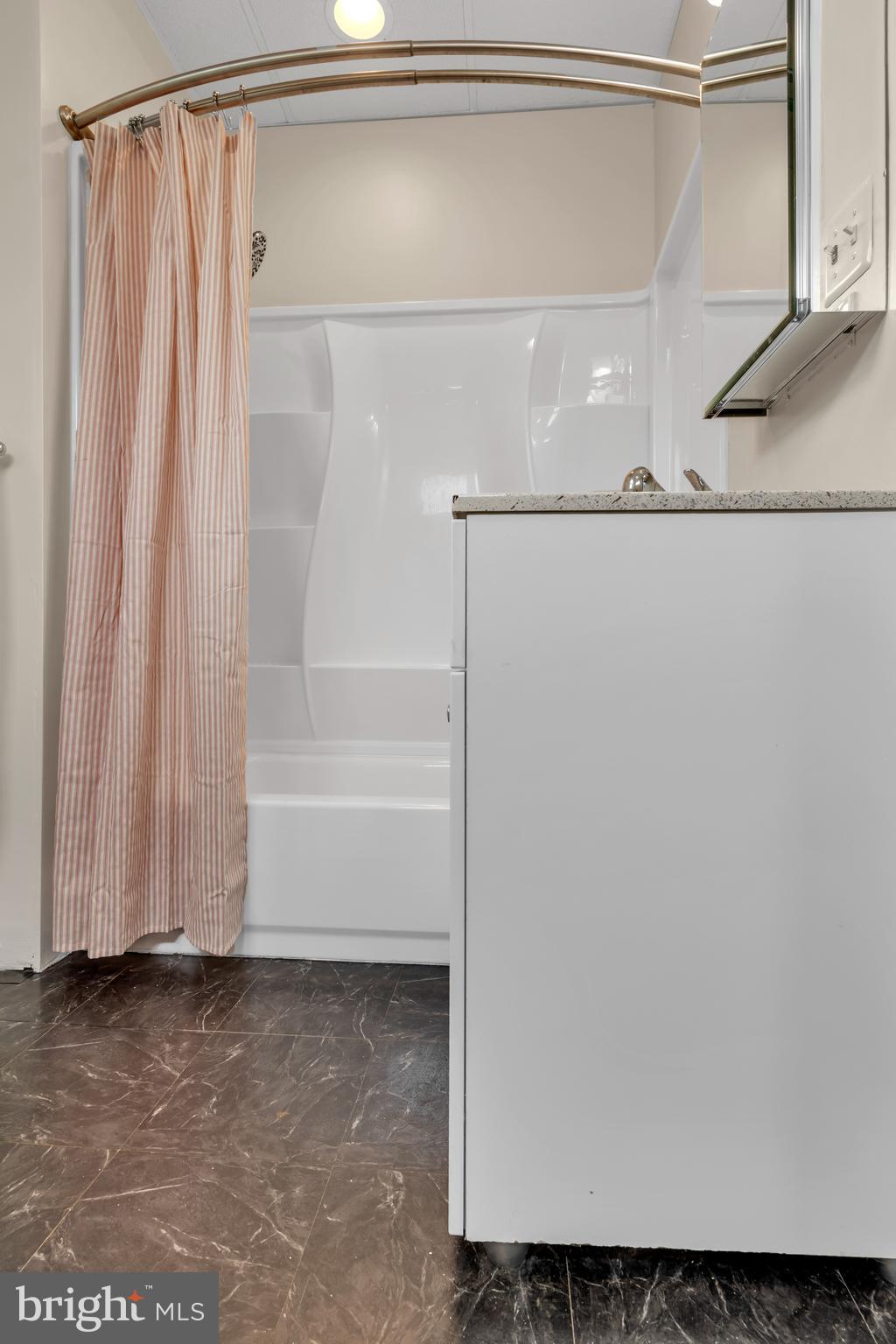 WALTHERSON - Residential