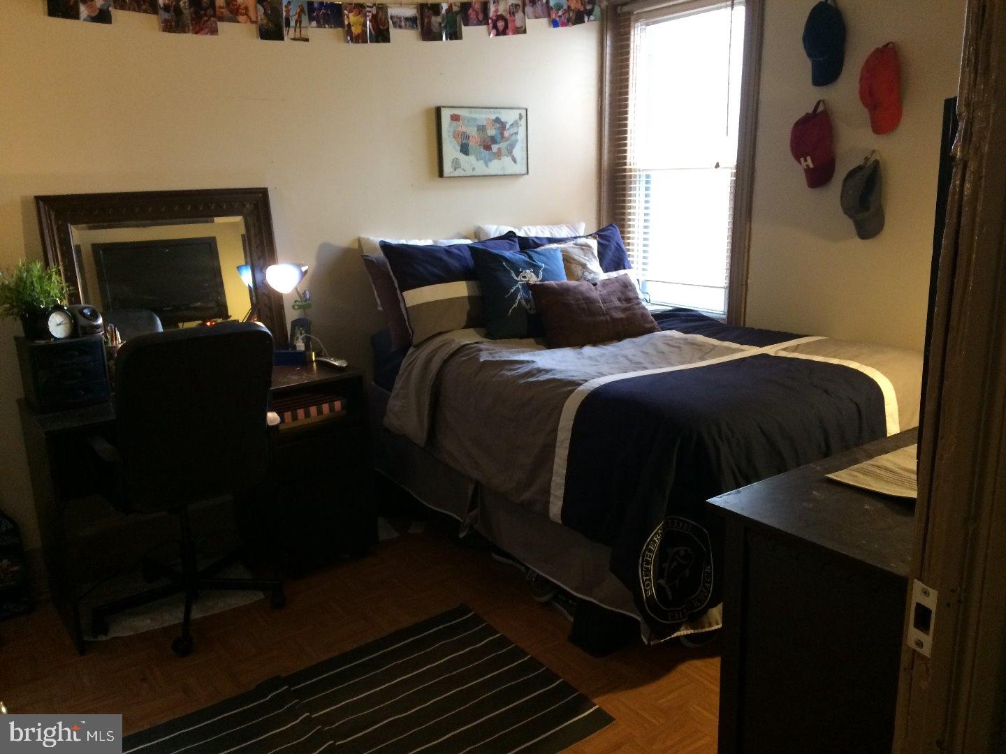 UNIVERSITY CITY - Residential