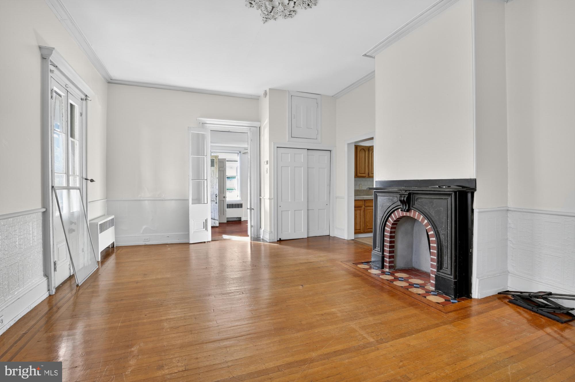 MANAYUNK - Residential Income