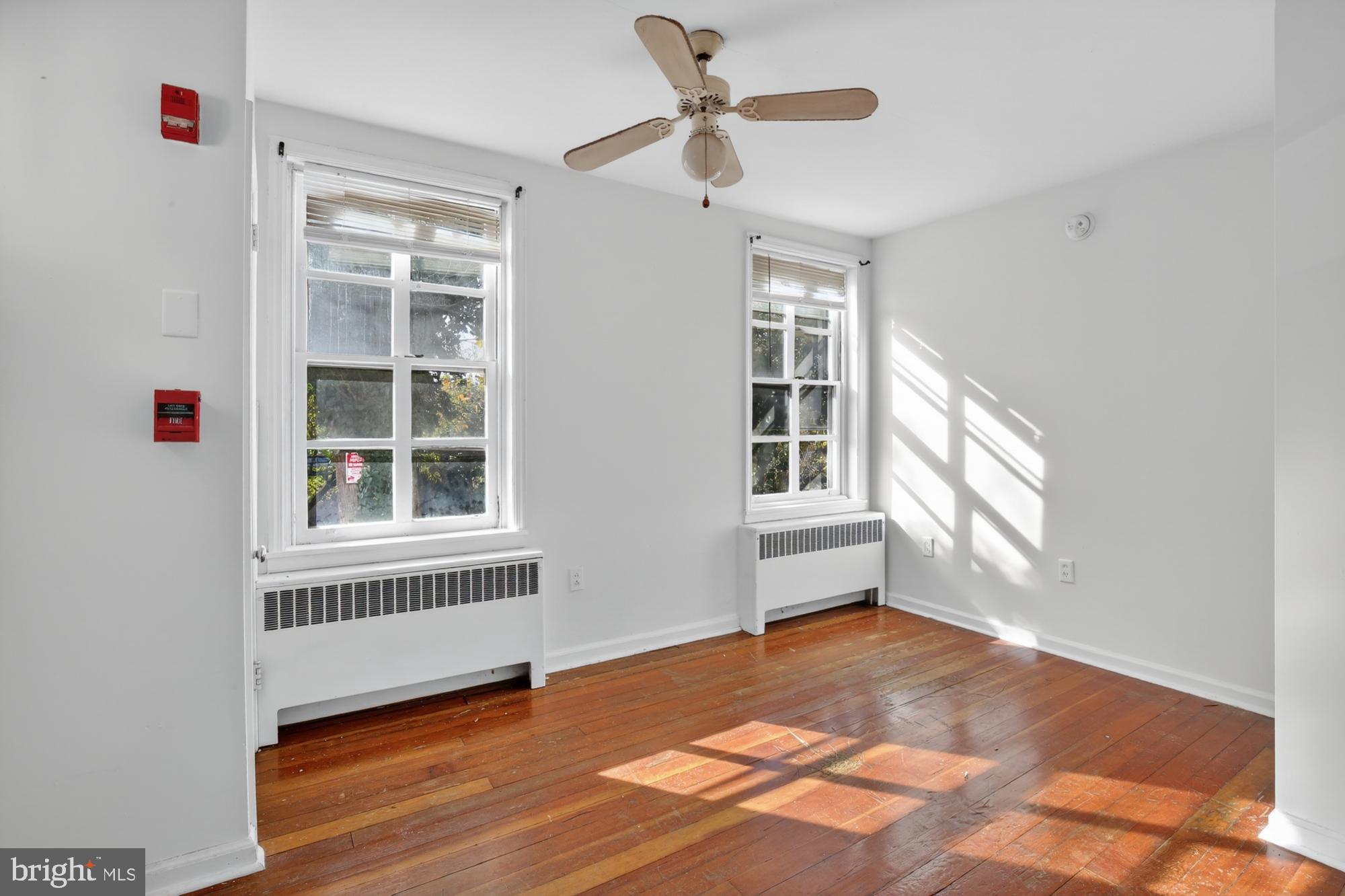 MANAYUNK - Residential Income