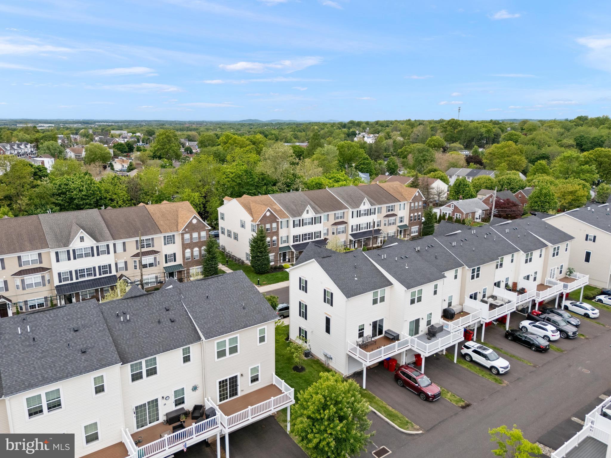 HIGHVIEW AT SOUDERTO - Residential