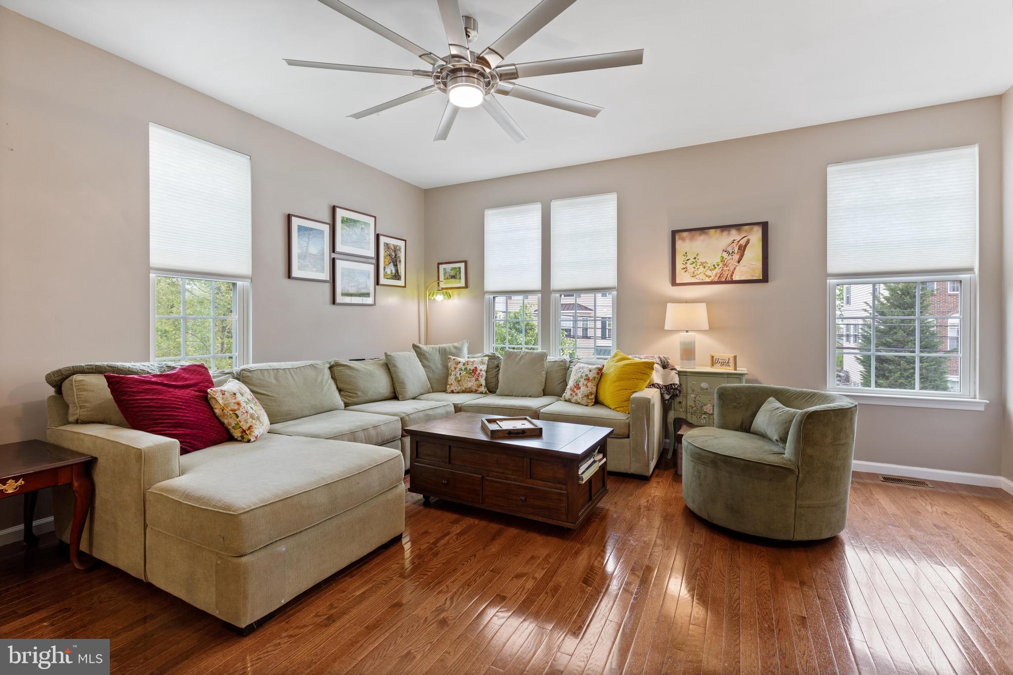 HIGHVIEW AT SOUDERTO - Residential