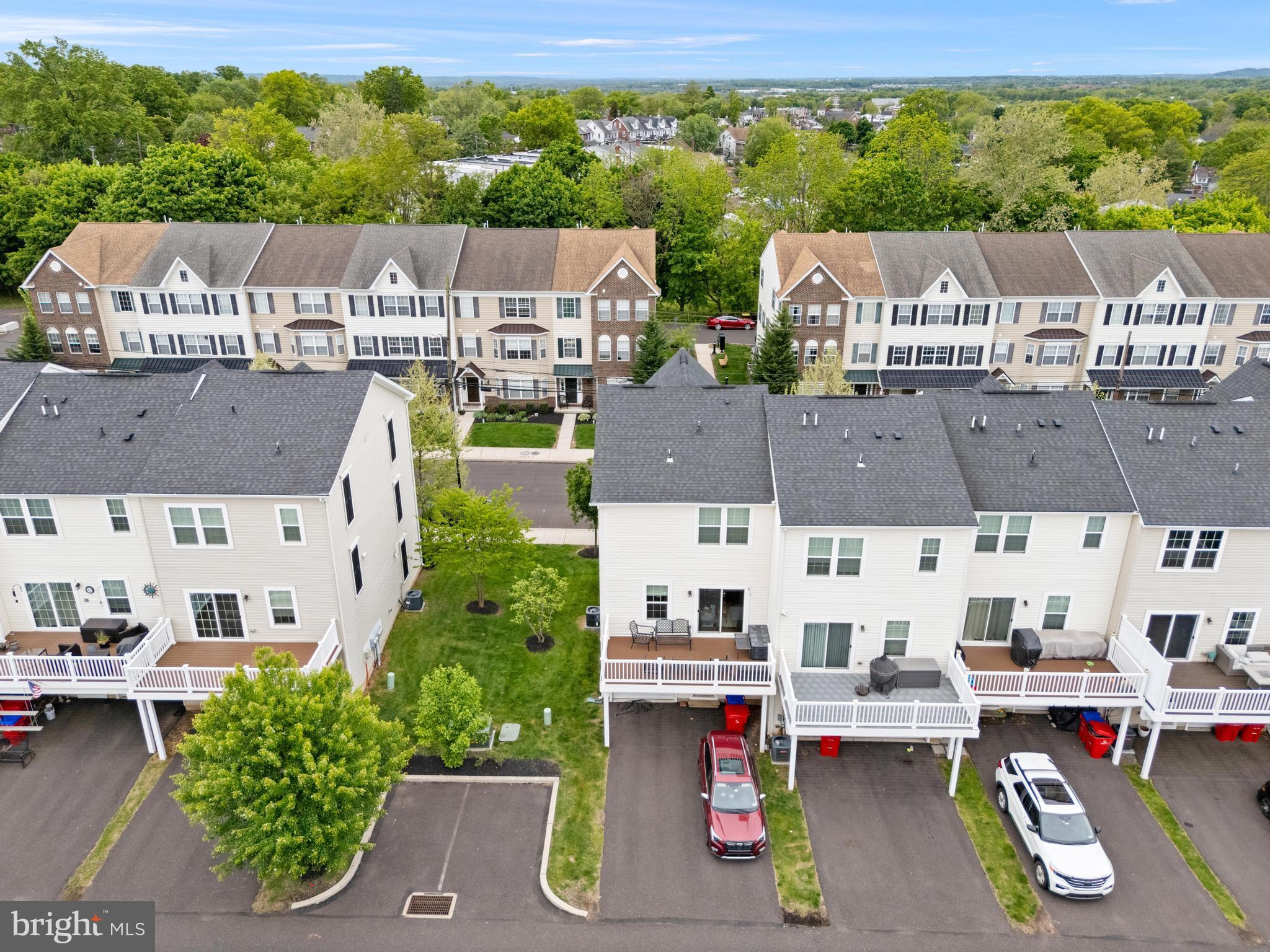 HIGHVIEW AT SOUDERTO - Residential