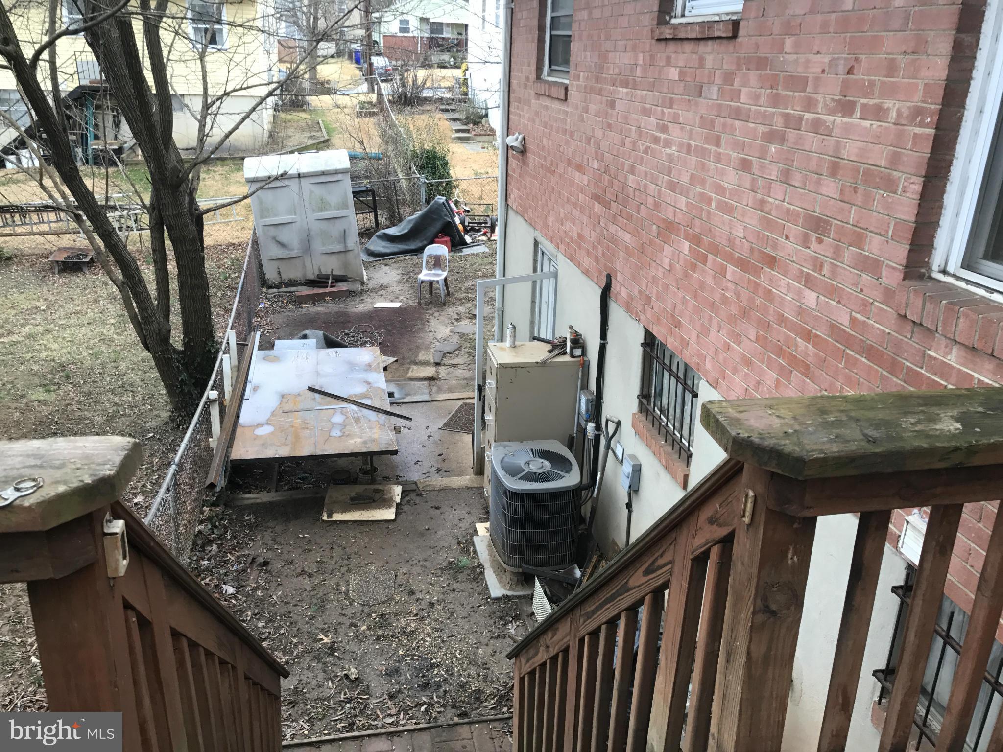 CRYSTAL SPRINGS - Residential