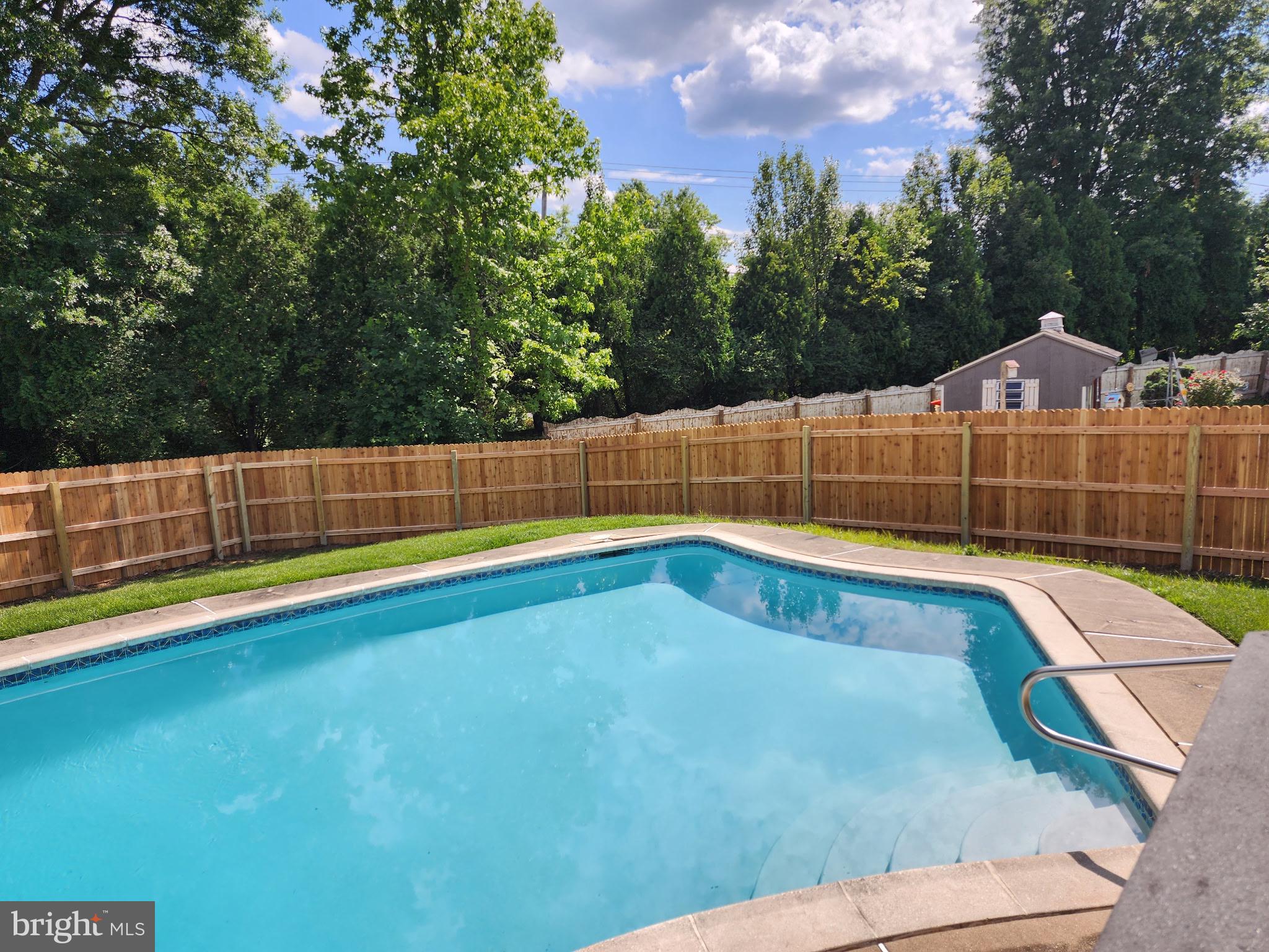 GRAY ACRES - Residential