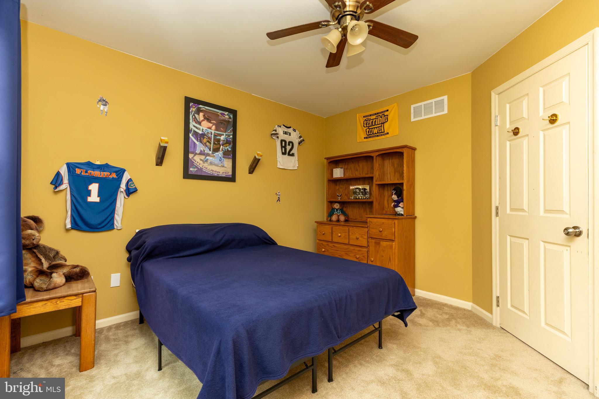 GRAY ACRES - Residential