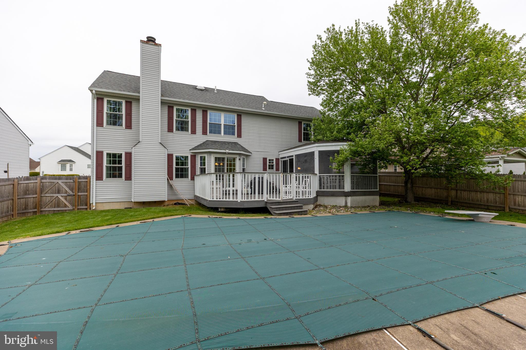 GRAY ACRES - Residential