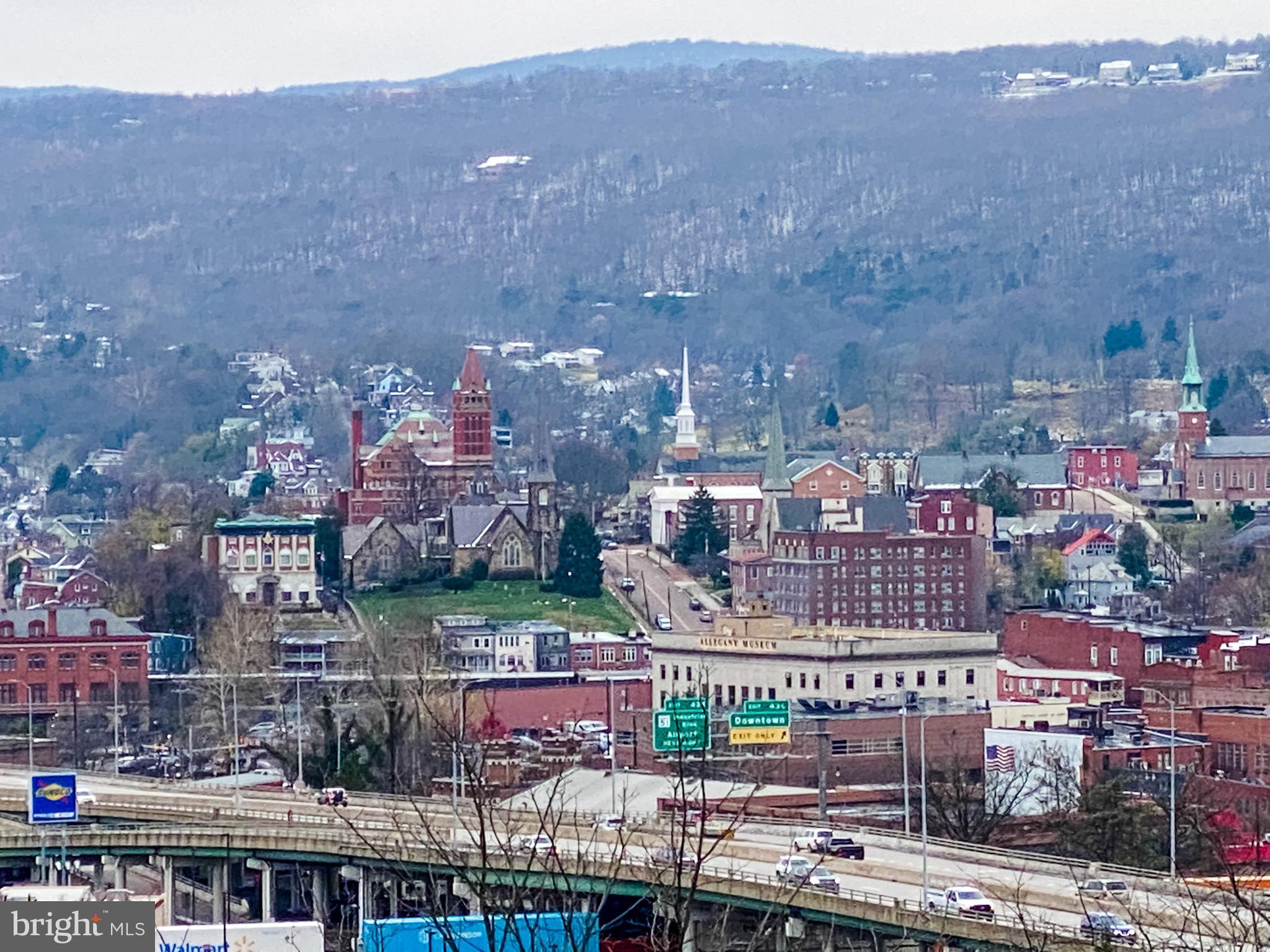 SOUTH END - Residential