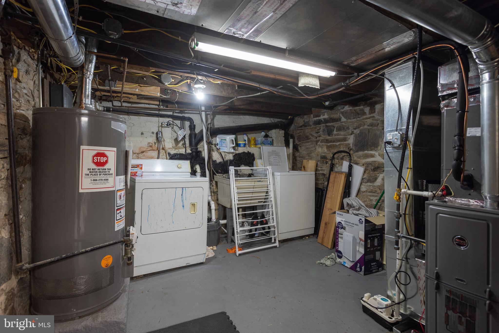 REMINGTON HISTORIC DISTRICT - Residential Lease