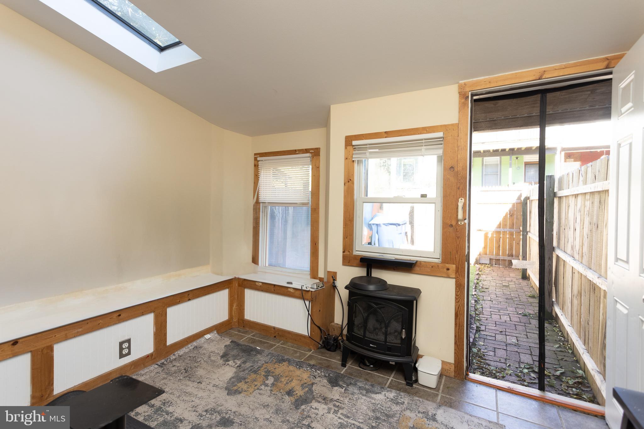 REMINGTON HISTORIC DISTRICT - Residential Lease