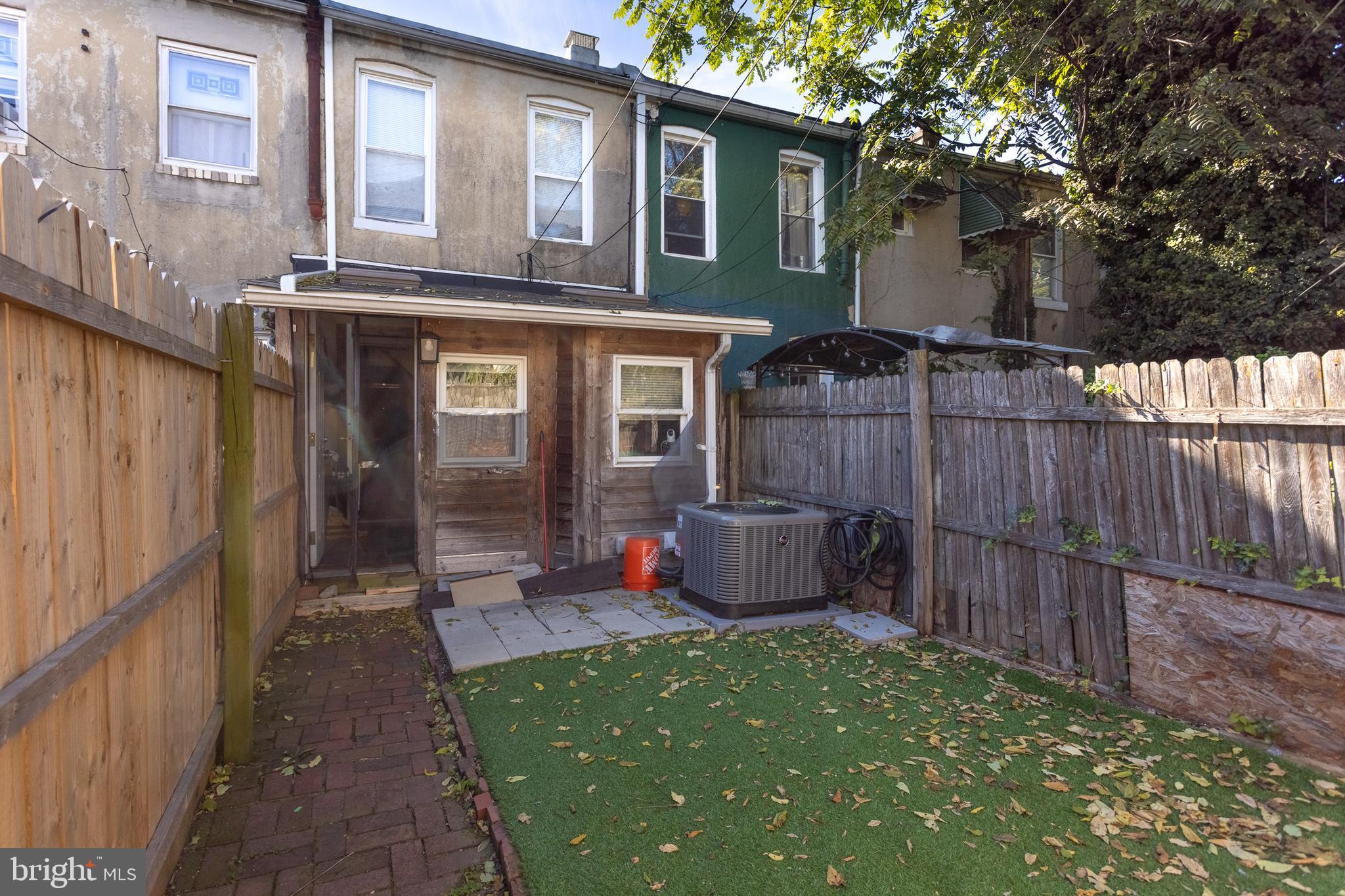 REMINGTON HISTORIC DISTRICT - Residential Lease