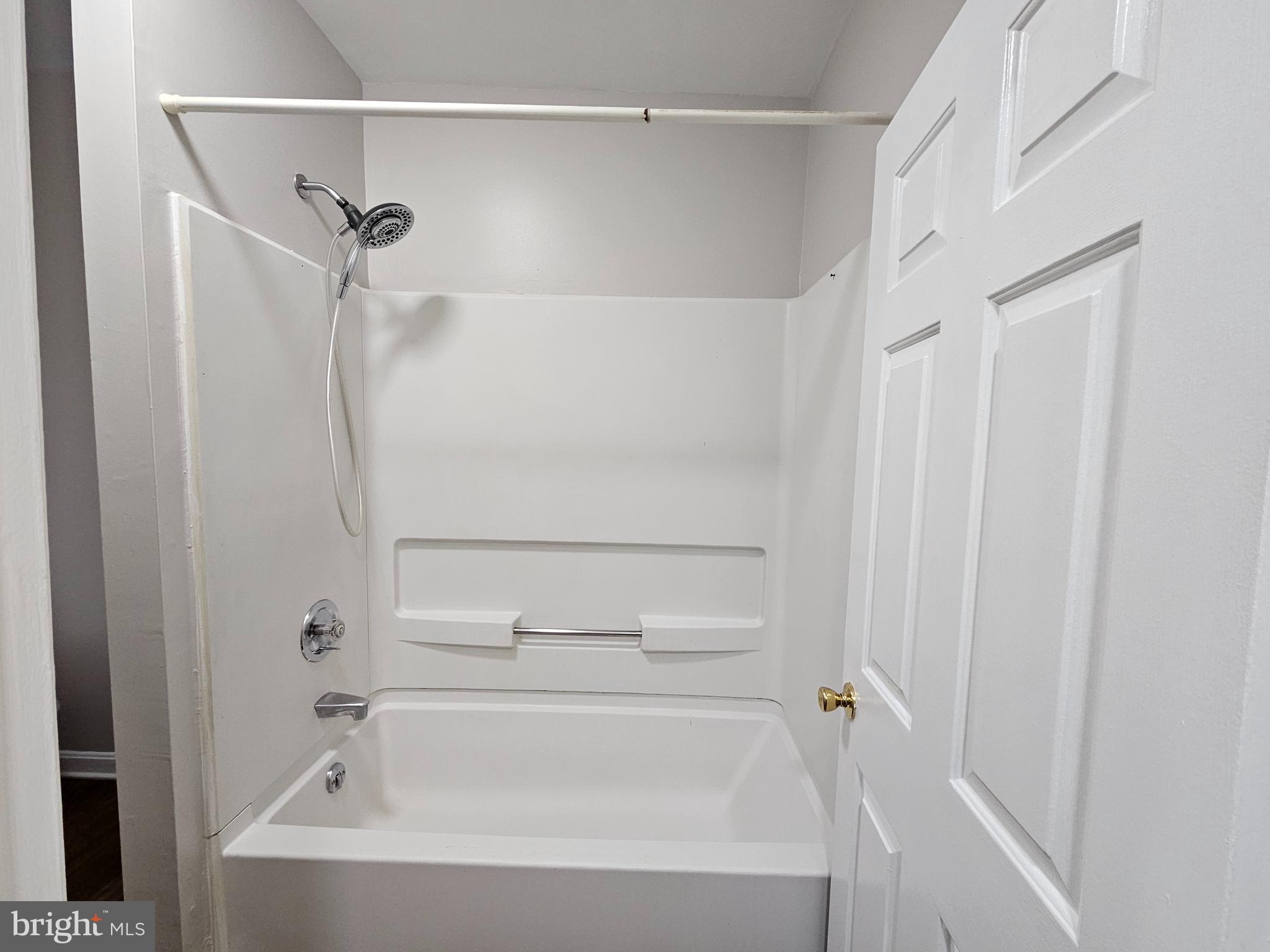 ANNAPOLIS - Residential Lease