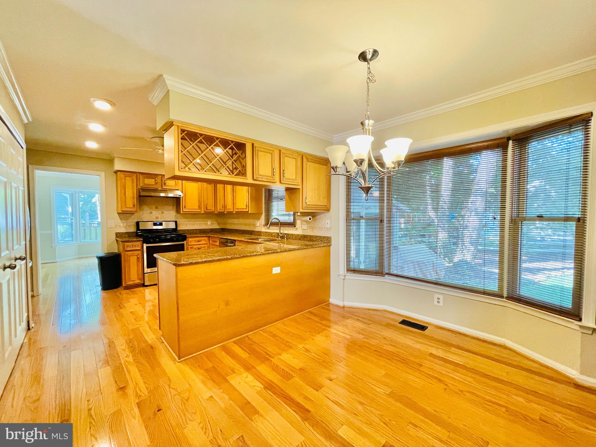 7227 DEVEREUX COURT