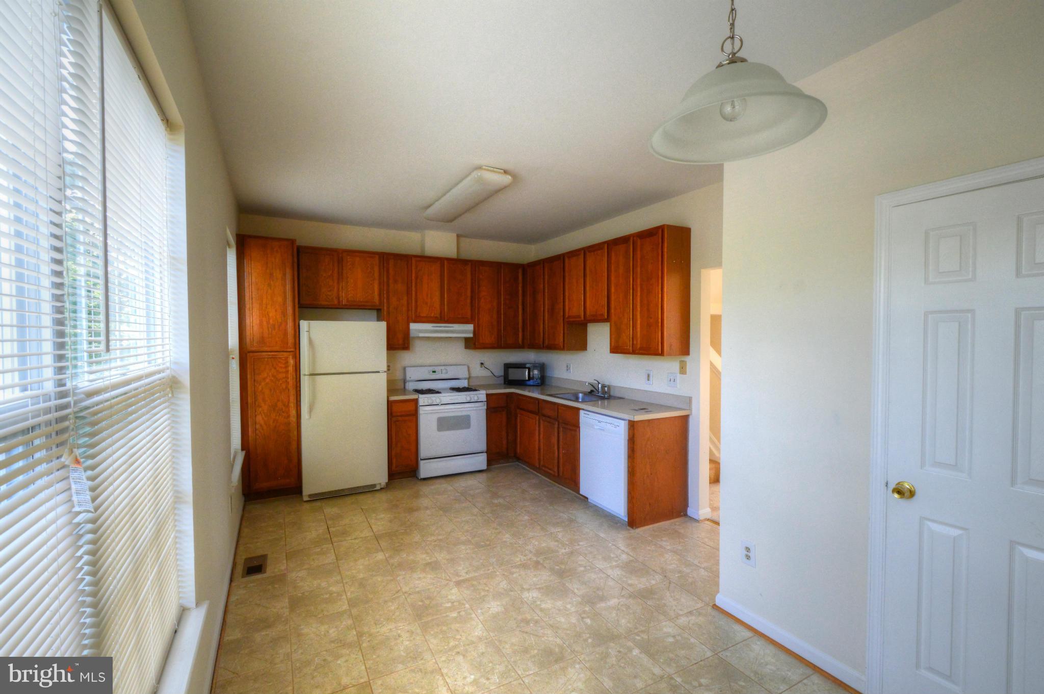 JEFFERSON VILLAGE - Residential Lease