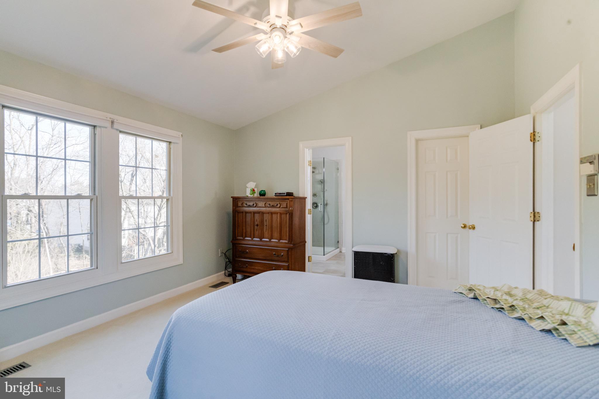 TEMPLE HILLS - Residential