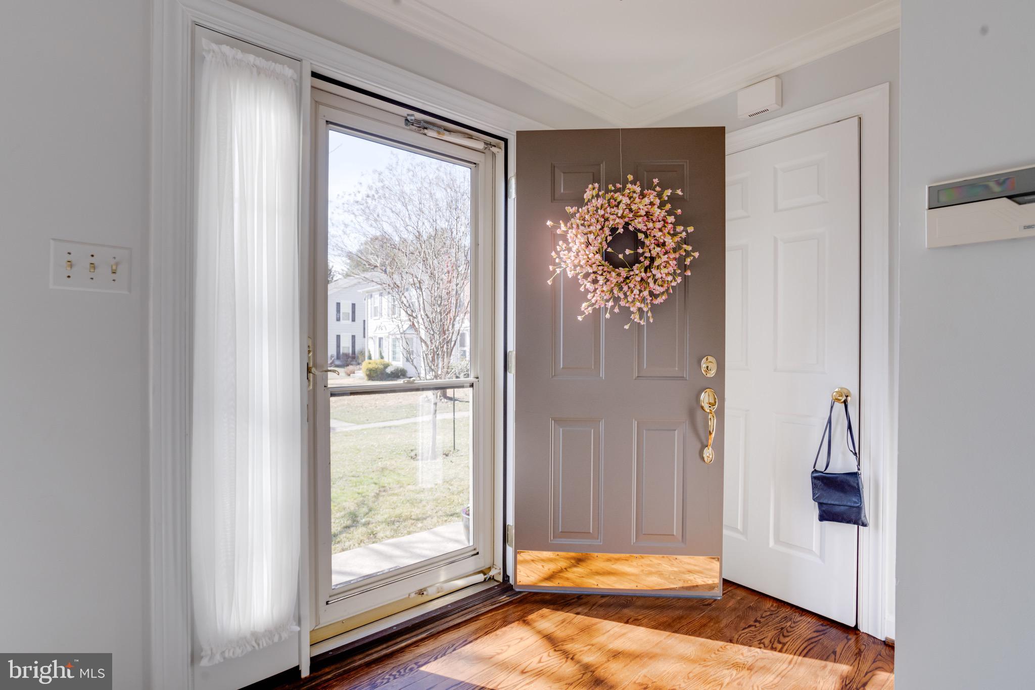 TEMPLE HILLS - Residential