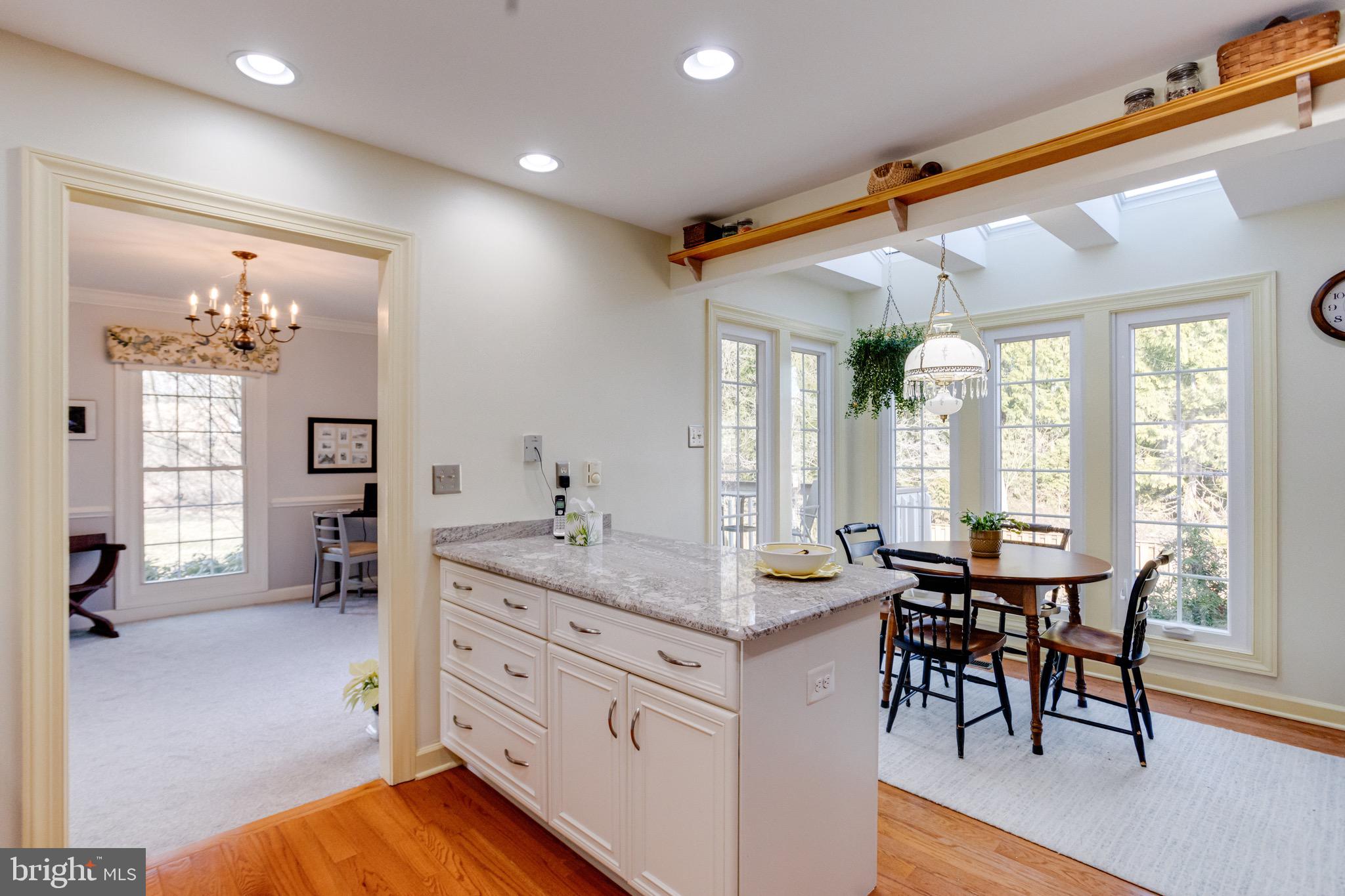 TEMPLE HILLS - Residential