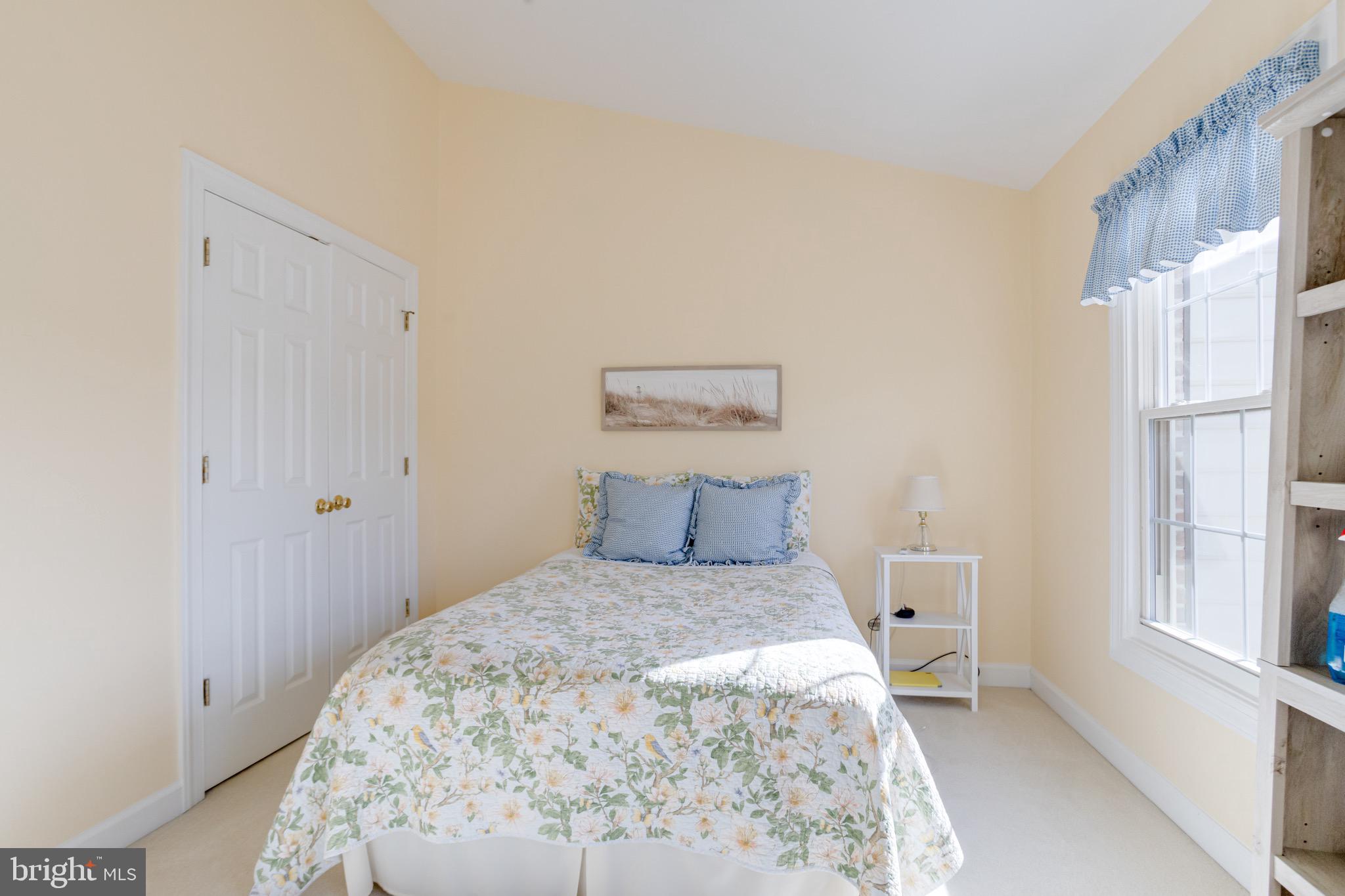 TEMPLE HILLS - Residential