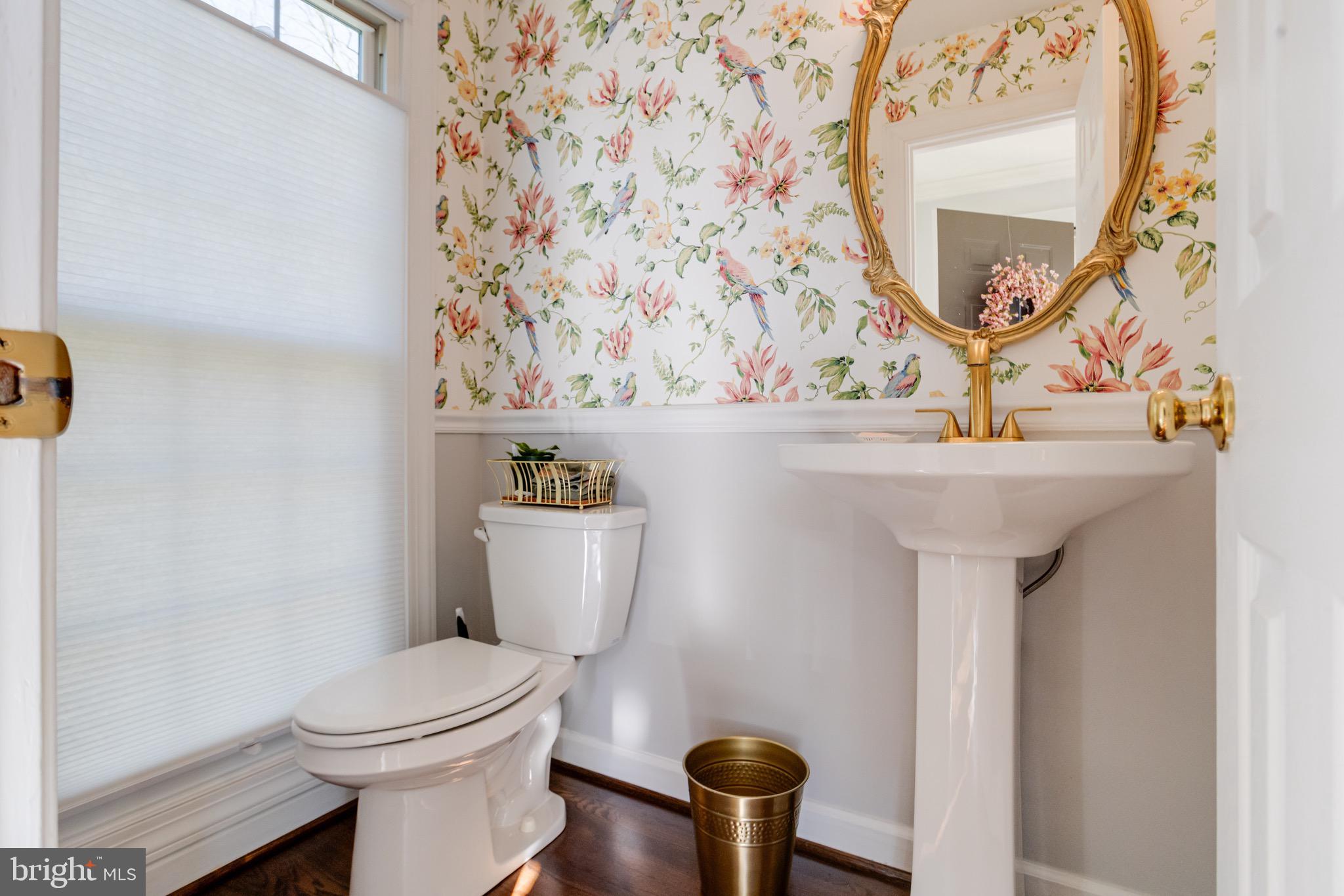 TEMPLE HILLS - Residential