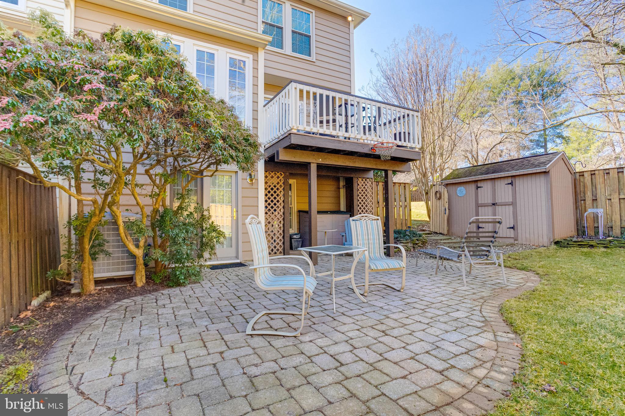 TEMPLE HILLS - Residential