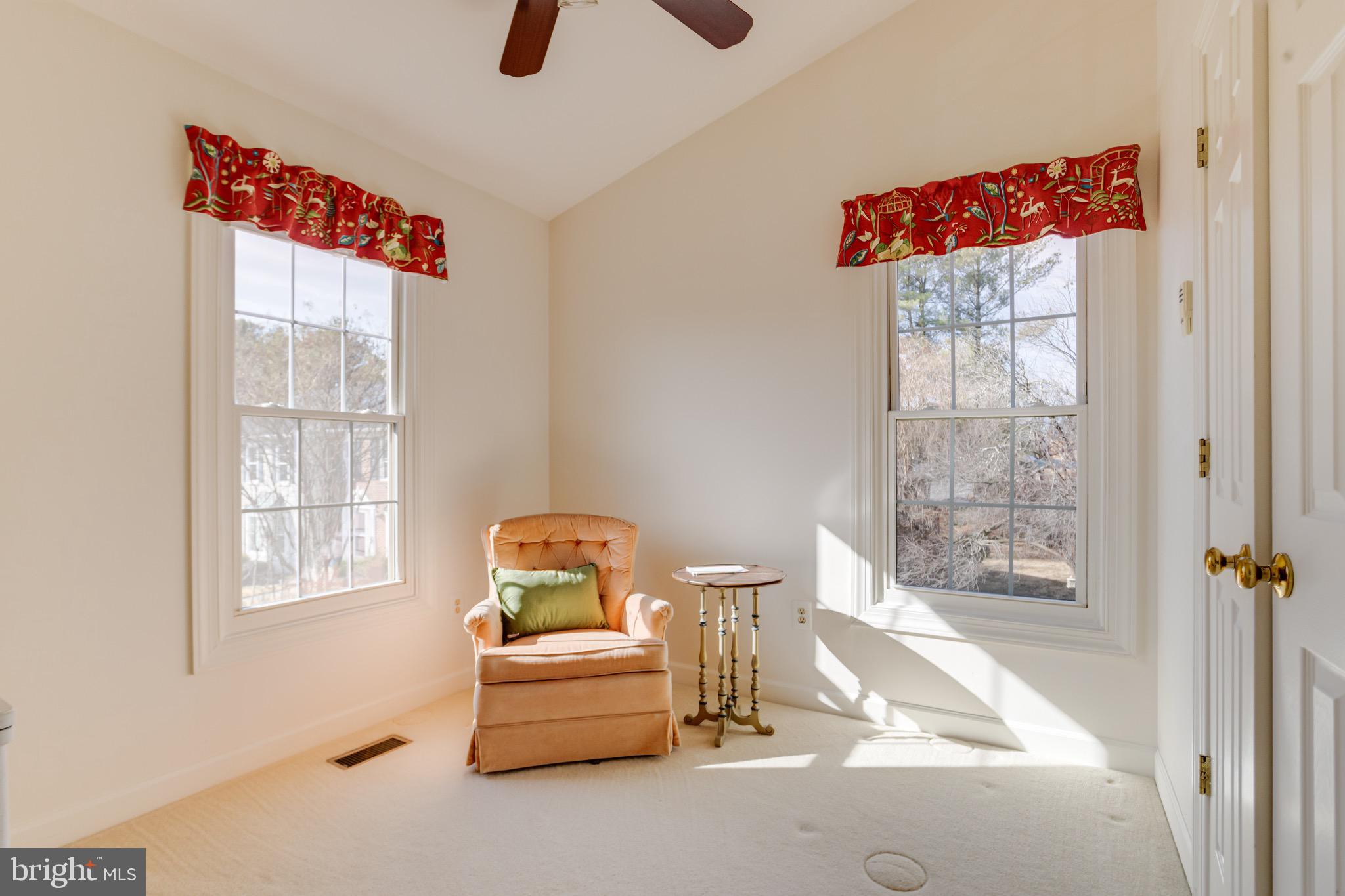 TEMPLE HILLS - Residential