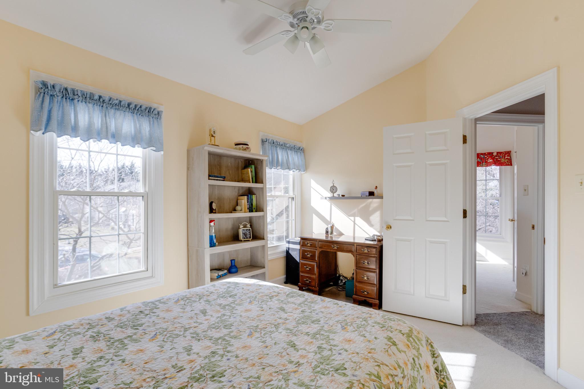 TEMPLE HILLS - Residential