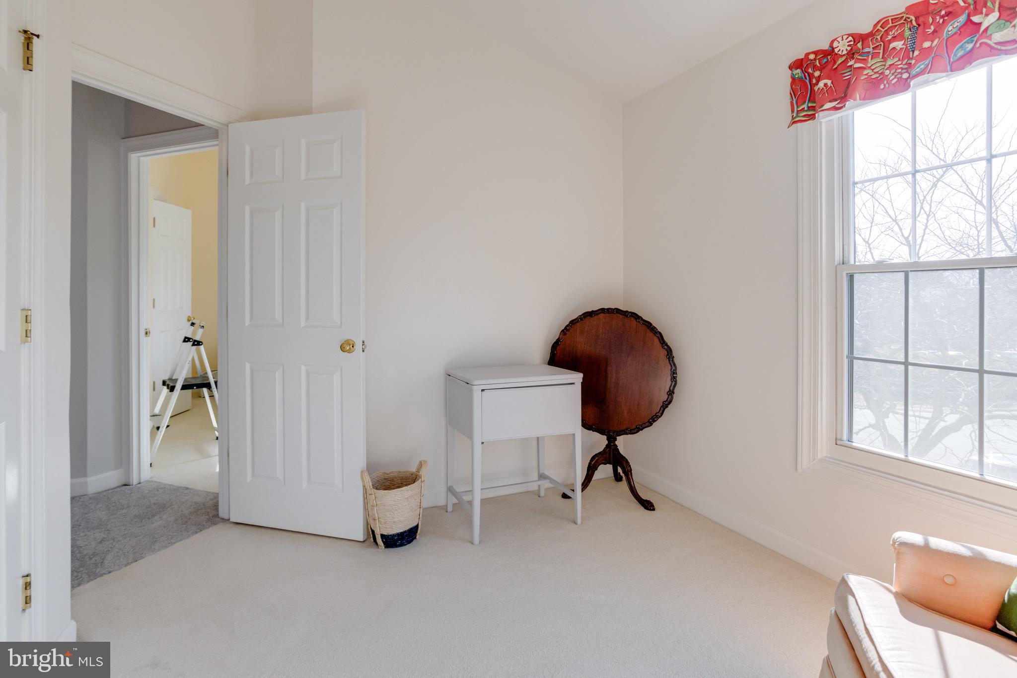 TEMPLE HILLS - Residential