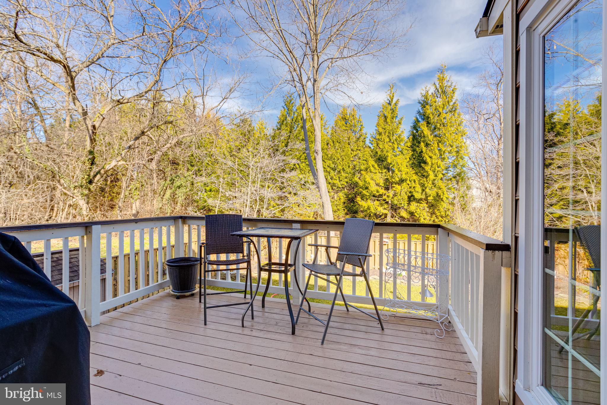 TEMPLE HILLS - Residential