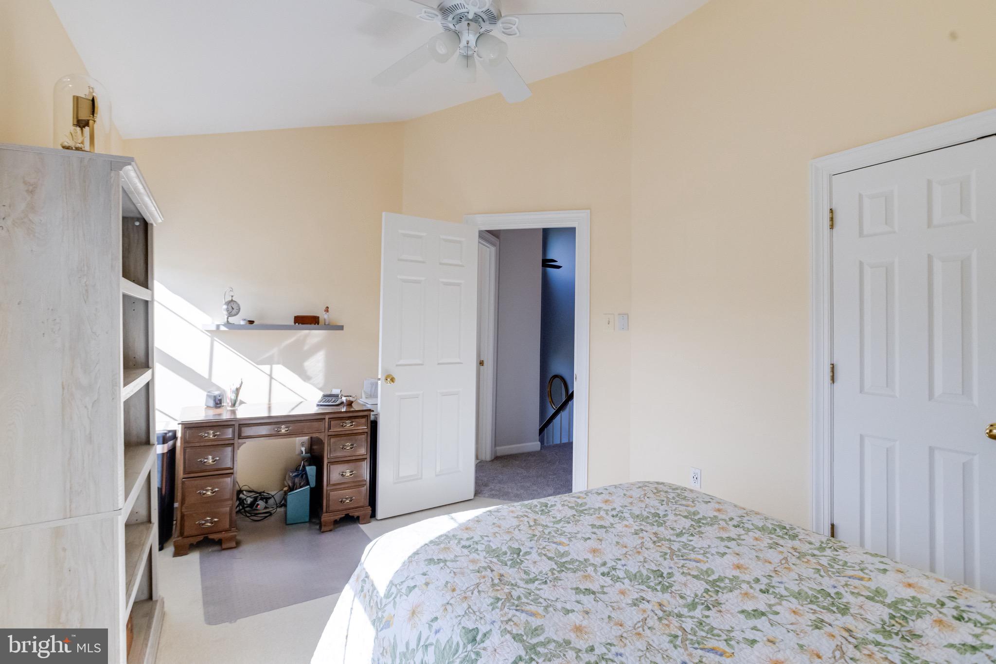 TEMPLE HILLS - Residential