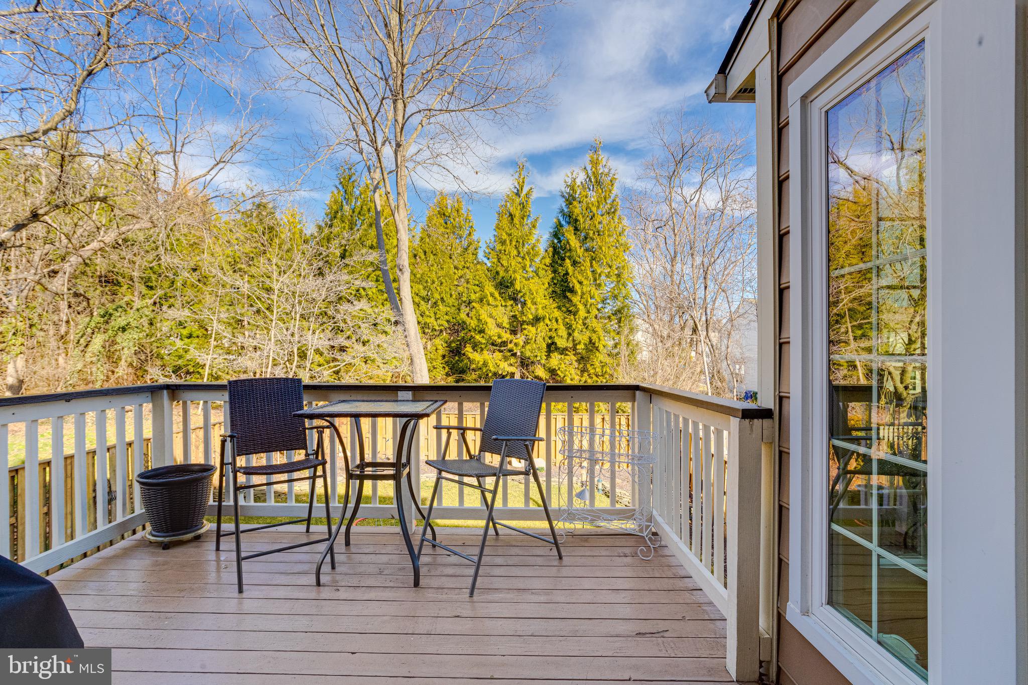 TEMPLE HILLS - Residential