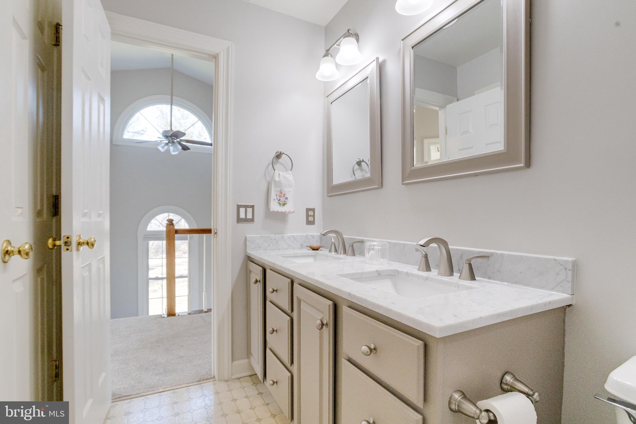 TEMPLE HILLS - Residential