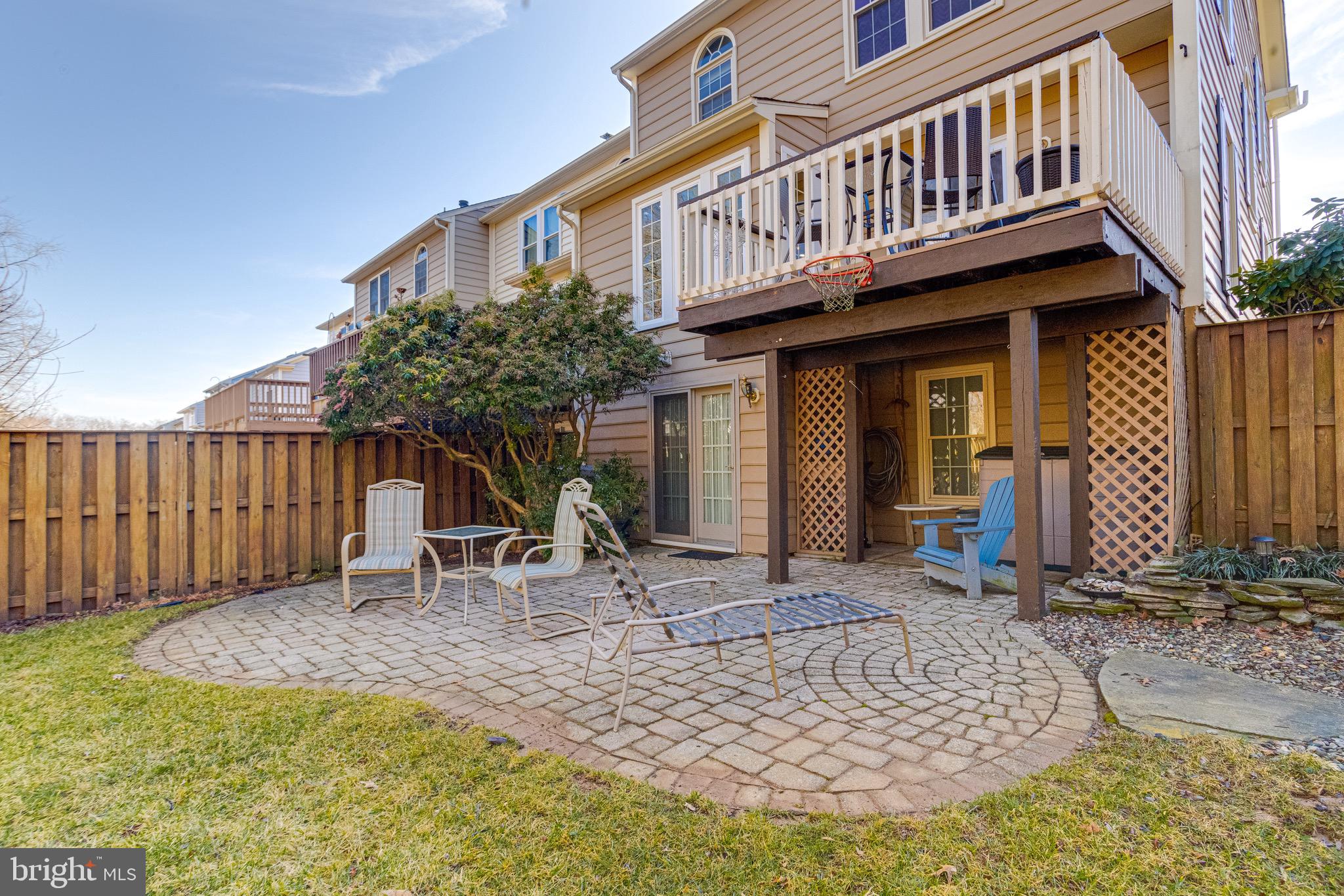 TEMPLE HILLS - Residential