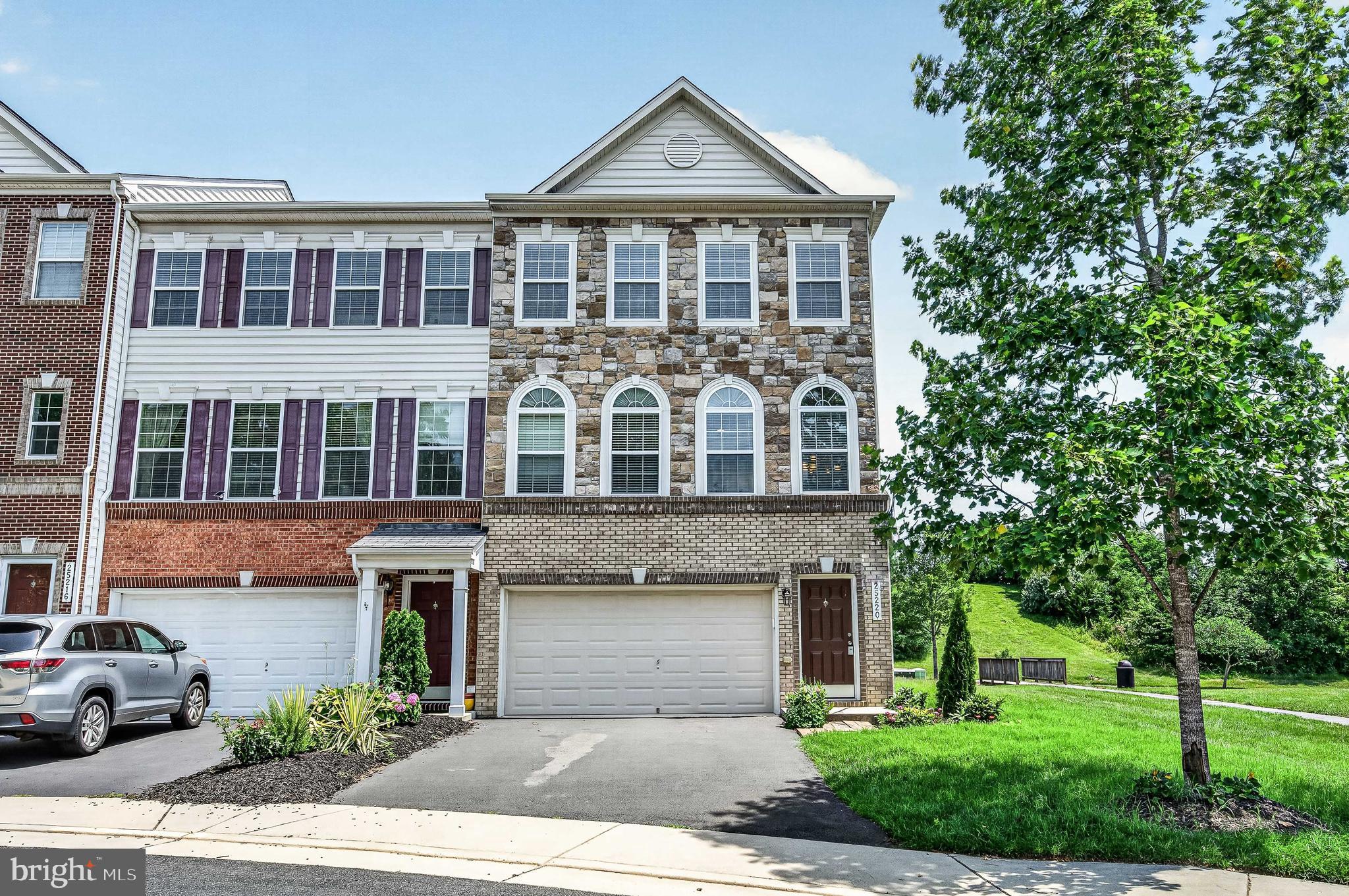 25220 PRAIRIE FIRE SQUARE