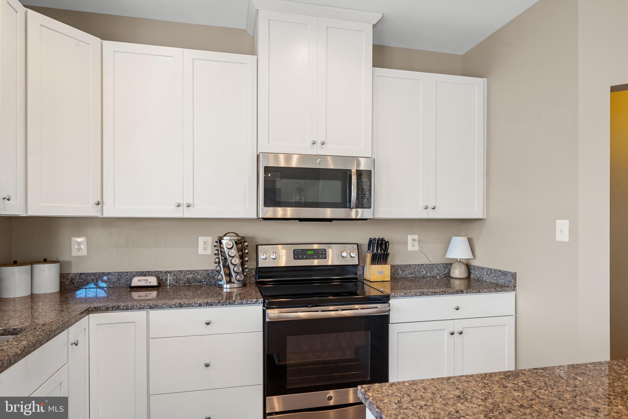 POTOMAC STATION - Residential