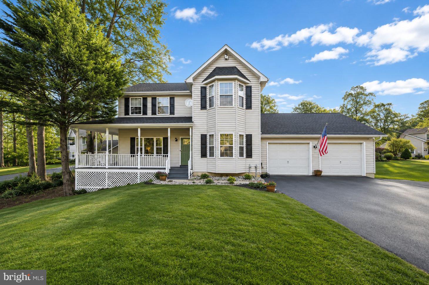 1035 KINGS CREEK DRIVE