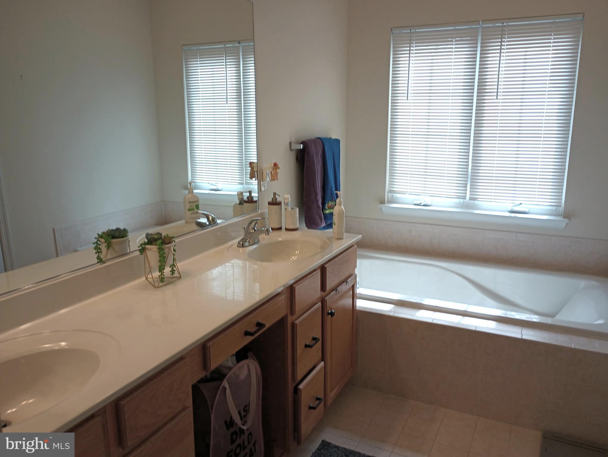 STONE RIDGE NORTH - Residential Lease