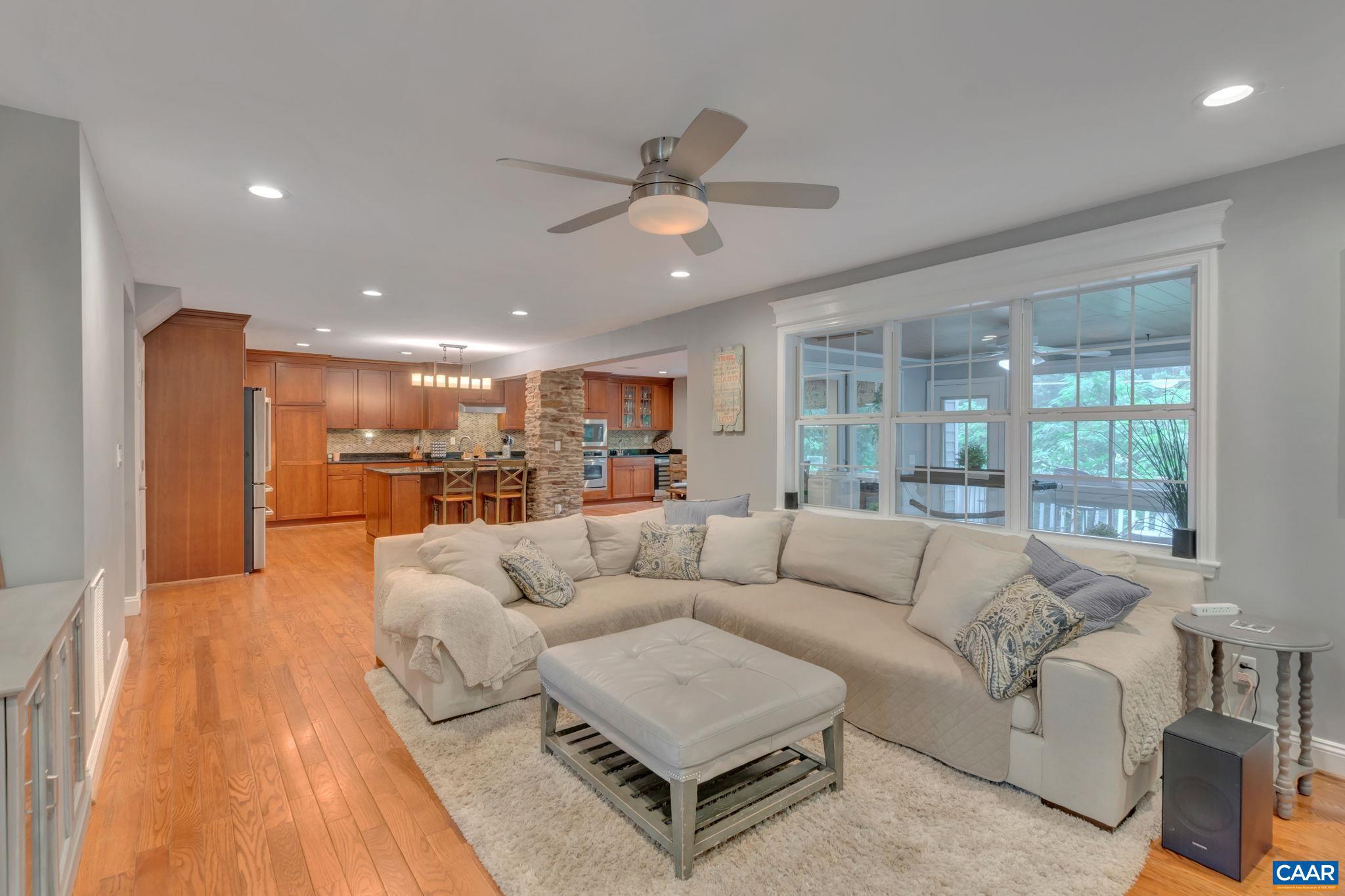 FOREST LAKES - Residential