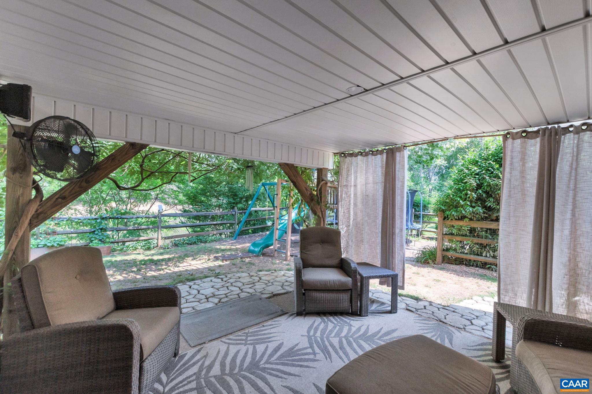 FOREST LAKES - Residential