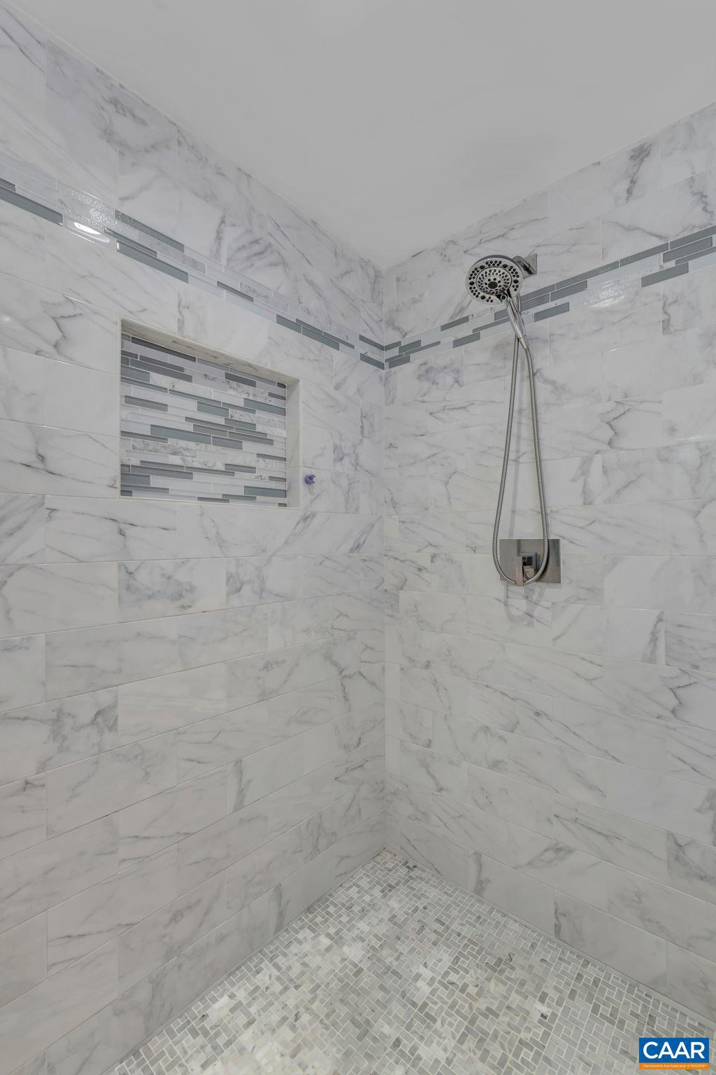 FOREST LAKES - Residential