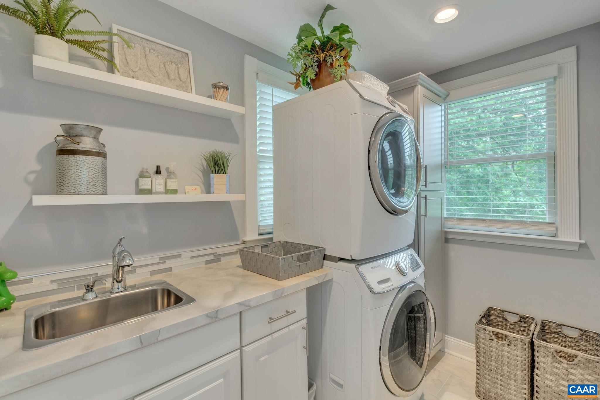 FOREST LAKES - Residential