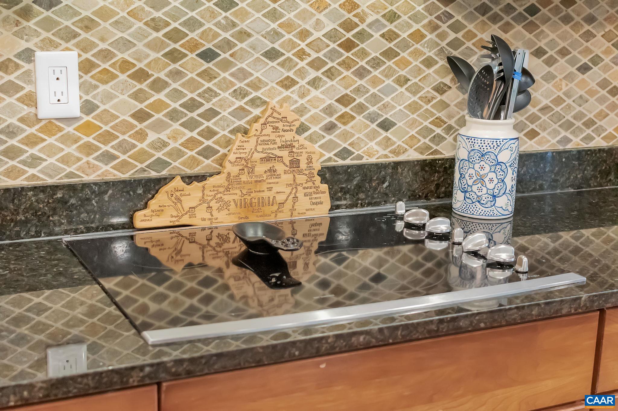 FOREST LAKES - Residential