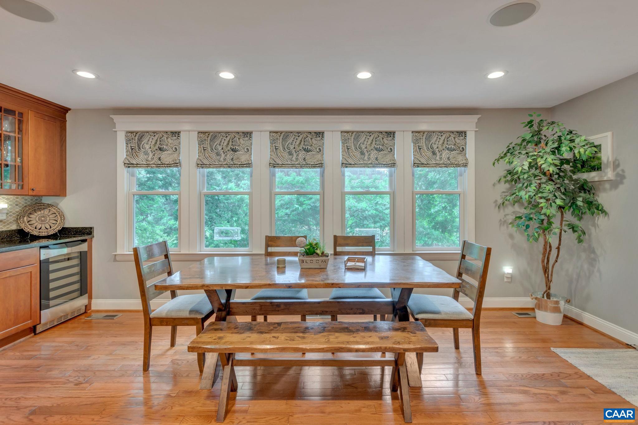 FOREST LAKES - Residential