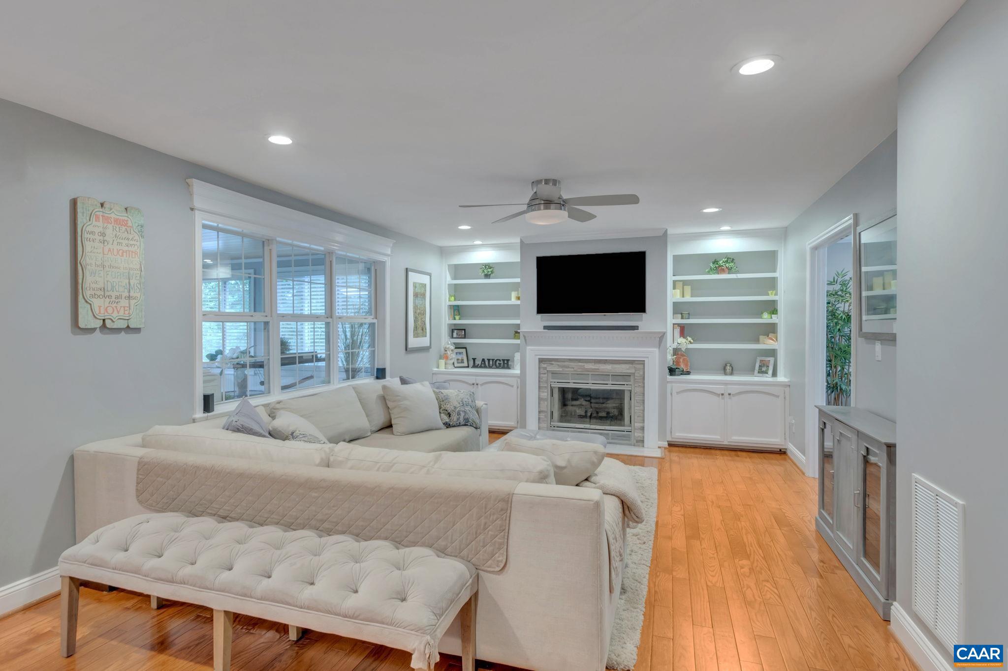 FOREST LAKES - Residential