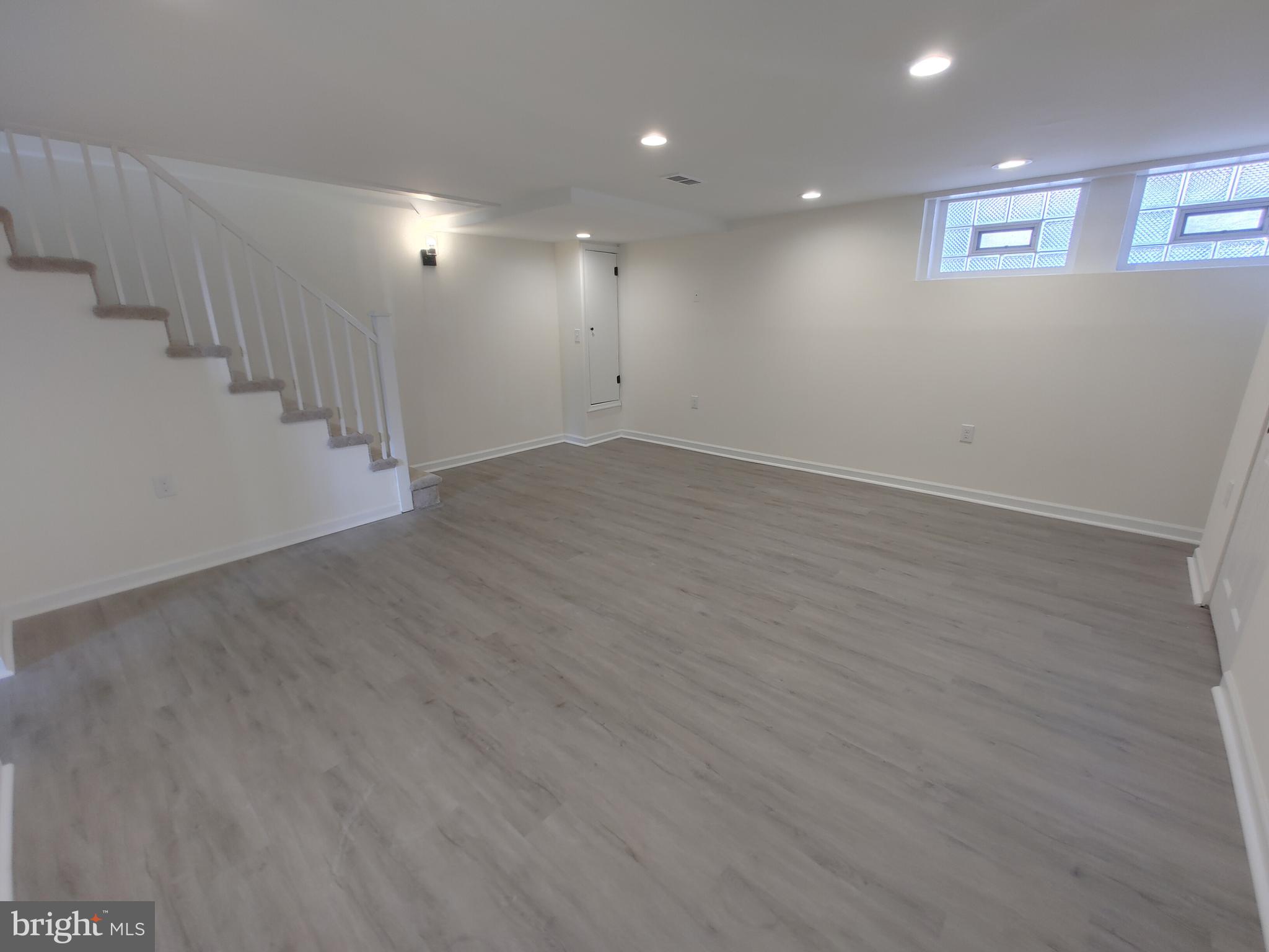 EDNOR GARDENS - LAKESIDE - Residential